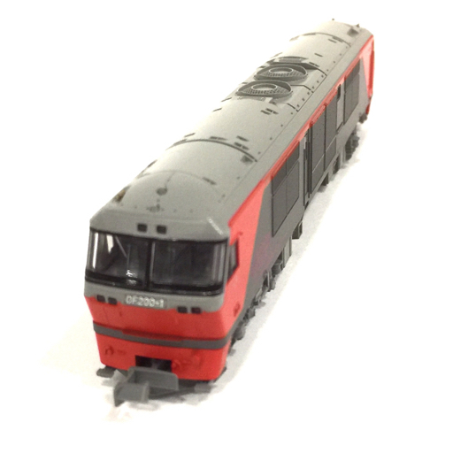 KATO DF200 ディーゼル機関車